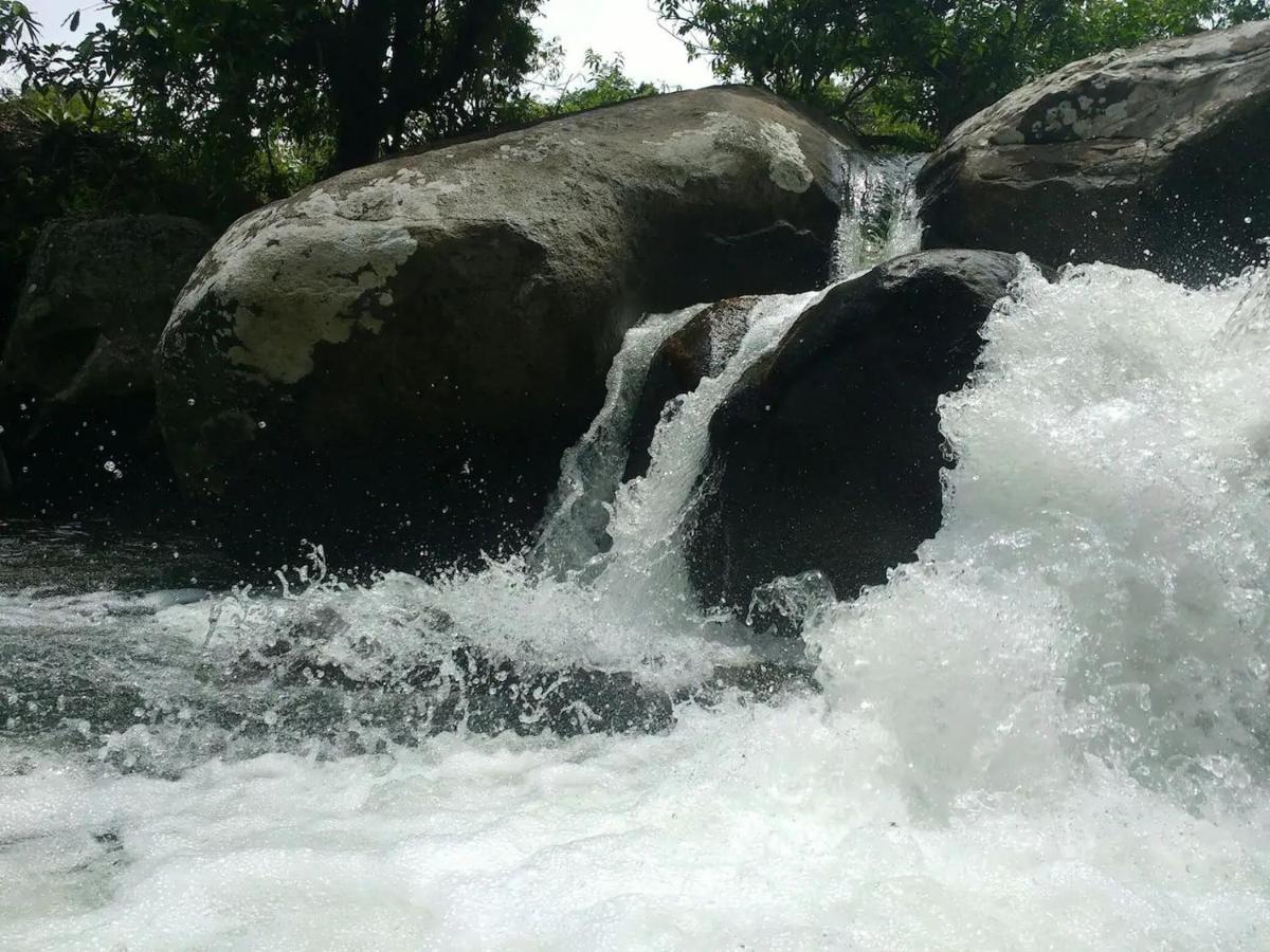 Rios Cristalinos Em Guapiacu Villa Cachoeiras de Macacu Luaran gambar